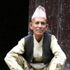 Népalais assis